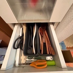 食器棚の画像