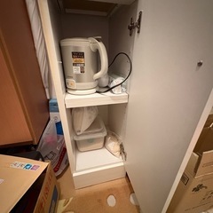 食器棚の画像