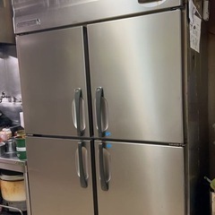 30000円払います。冷蔵庫の回収。