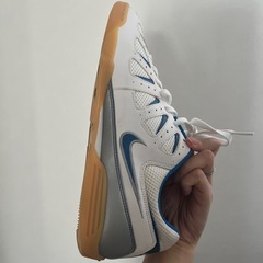 【未使用品】NIKE スニーカー　白　青の画像