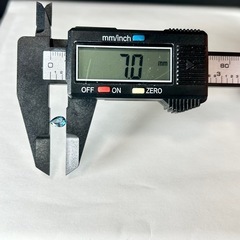 天然石 ロンドンブルートパーズ 0.84ct マダガスカル産 ルースの画像