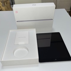 iPad (6th Generation) Wi-Fi + Cellular アップル　Apple iPad  の画像