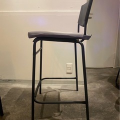 IKEAカウンター用椅子です！座布団も付けます！の画像