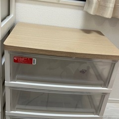 🌟【無料】衣装ケース（3段・木目調天板・美品）引き取り希望
