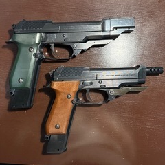 m93r 固定スライドガスガン　2丁
