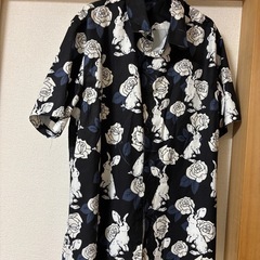 ROMWE 半袖メンズシャツ 黒  ウサギ柄