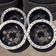 MICKEY THOMPSON ミッキートンプソン？ アルミホイール