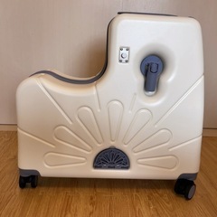 キャリーケース　子供が乗れる　　　　　の画像