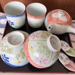 肥前のお盆と急須と湯呑みと茶碗と箸置きの夫婦セッ
