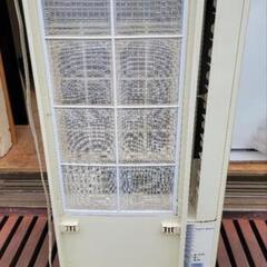 窓　エアコン　コロナ　枠付の画像