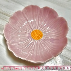 ✨️𝔽𝕝𝕪𝕚𝕟𝕘 𝕋𝕚𝕘𝕖𝕣✨️ 花形食器 2皿セット