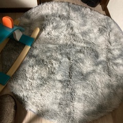 【新品】‼️円形ラグマット(*☻-☻*)❣️