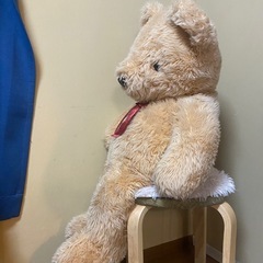 大きなくまのぬいぐるみの画像