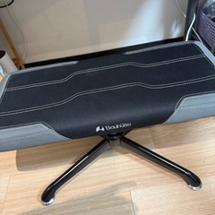AKRacing ゲーミングチェアとBauhutteオットマン　の画像