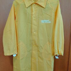 幼児用　雨合羽　フード　袋付き　中古　内側に汚れあり　送料が高い...