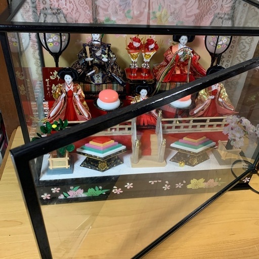 雛飾り ガラスケース 雛人形 最高 お内裏様 美品 オルゴール付き 1368