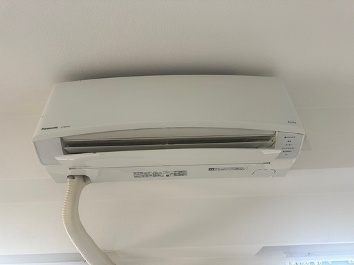 一時中止　
エアコン　2019年　Panasonic CS-569CEX2-W
