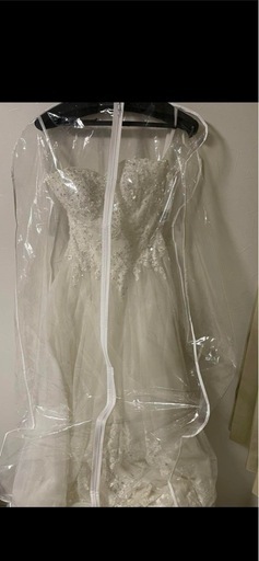 ウェディングドレス