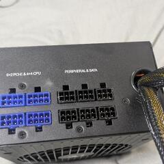 Corsair HX750 750W 電源ユニットの画像