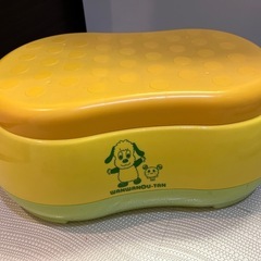 ワンワンおまる　
手すり付き補助便座の画像