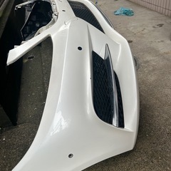 w222メルセデスベンツ純正フロントバンパークリスタルダイヤモンドの画像