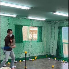フリーバッティングタイム！！　60分￥500でティーバッテ…