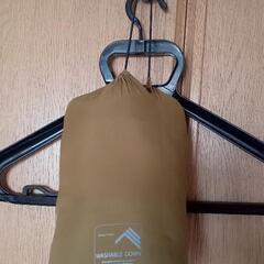 【中古】ワークマン　洗えるフュージョンダウンの画像