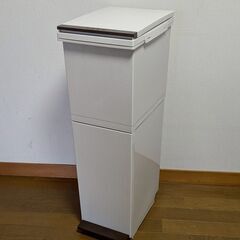 ２段式ゴミ箱☆ホワイトカラー 中古品 【おまとめ購入２万円以上で...
