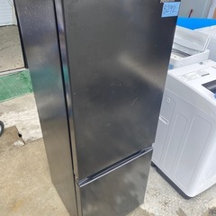 NO b292 🌈福岡市内配送設置無料✨🌈ハイセンス 冷蔵庫 幅49cm 175L ブラック HR-D1701B 2ドア 右開き 大容量冷蔵室122L スリム　2022年の画像