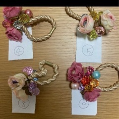 ヘアーアクセサリーの画像