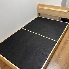セミダブルベッド