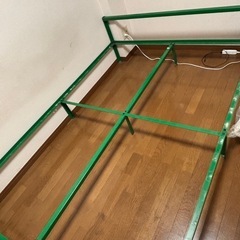 ダブルベッド