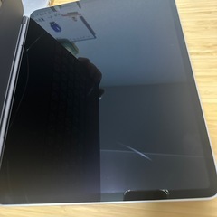 iPad Pro 第3世代 12.9インチ  64GB マジックキーボード付き　画面割れありの画像