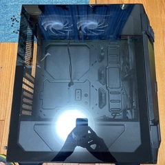 ASUS PCケース GT301 ブラックの画像