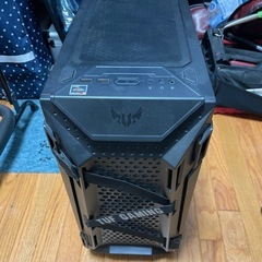 ASUS PCケース GT301 ブラックの画像