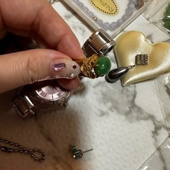 時計、アクセサリーの画像