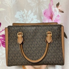 MICHAEL KORS ハンドバッグの画像