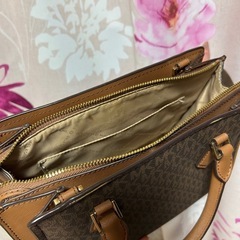 MICHAEL KORS ハンドバッグの画像