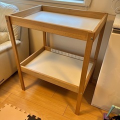 IKEA おむつ交換台