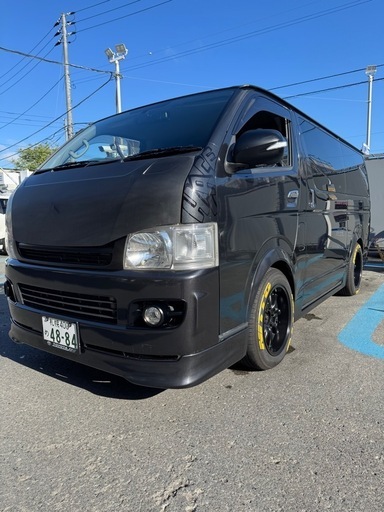 ハイエース　バットフェイス