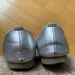 ケユカ レインシューズ 23.0〜23.5cm 晴雨兼用 シルバーの画像
