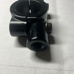 バイク用ハンドルマウントクランプの画像
