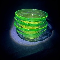 大正ガラス　昭和レトロ　氷コップ　氷カップ　ウランガラス　戦前　骨董品