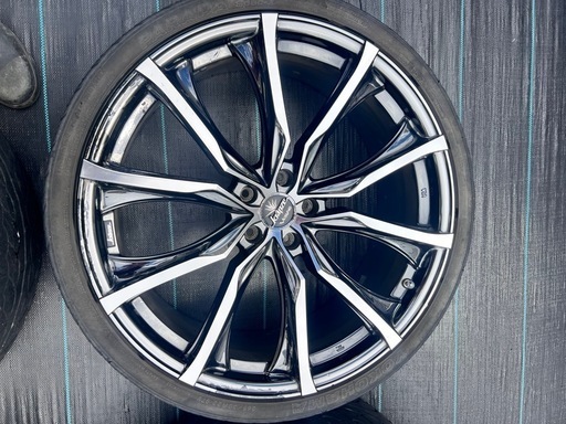 22インチのWeds Kranze VERAE 713EVO
