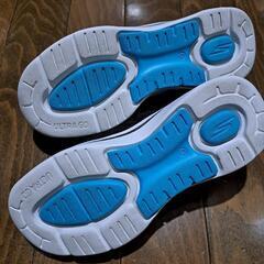 今月終了予定✨️美品✨️　レディースSKECHERS　スケッチャーズ　スニーカーの画像