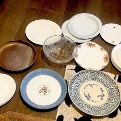 転売ok！綺麗、大皿16枚、差し上げます
