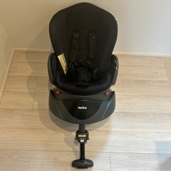 アップリカ　チャイルドシート　ディアターンプラスAB ブラック