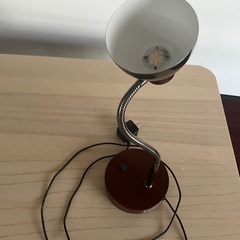 木と金属のツートン LEDテーブルランプ GS1704の画像