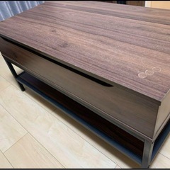 リフトアップ機能付きローテーブル