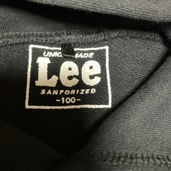Lee黒パーカーの画像